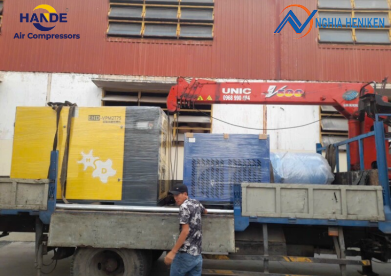 May Nen Khi Truc Vit Hande 55kw 8.png May Nen Khi Truc Vit Hande 55kw 8.png