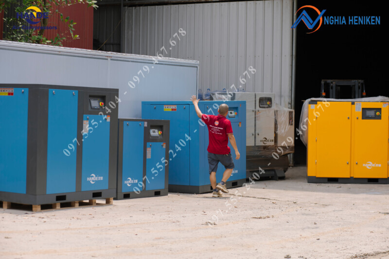 May Nen Khi Truc Vit Hande 7.5kw 6.jpg May Nen Khi Truc Vit Hande 7.5kw 6.jpg