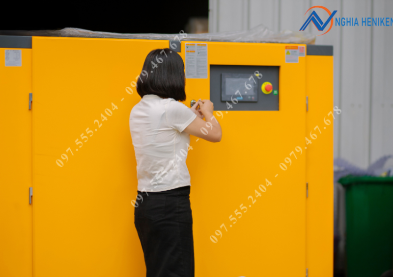 Máy nén khí trục vít biến tần - Ảnh 2